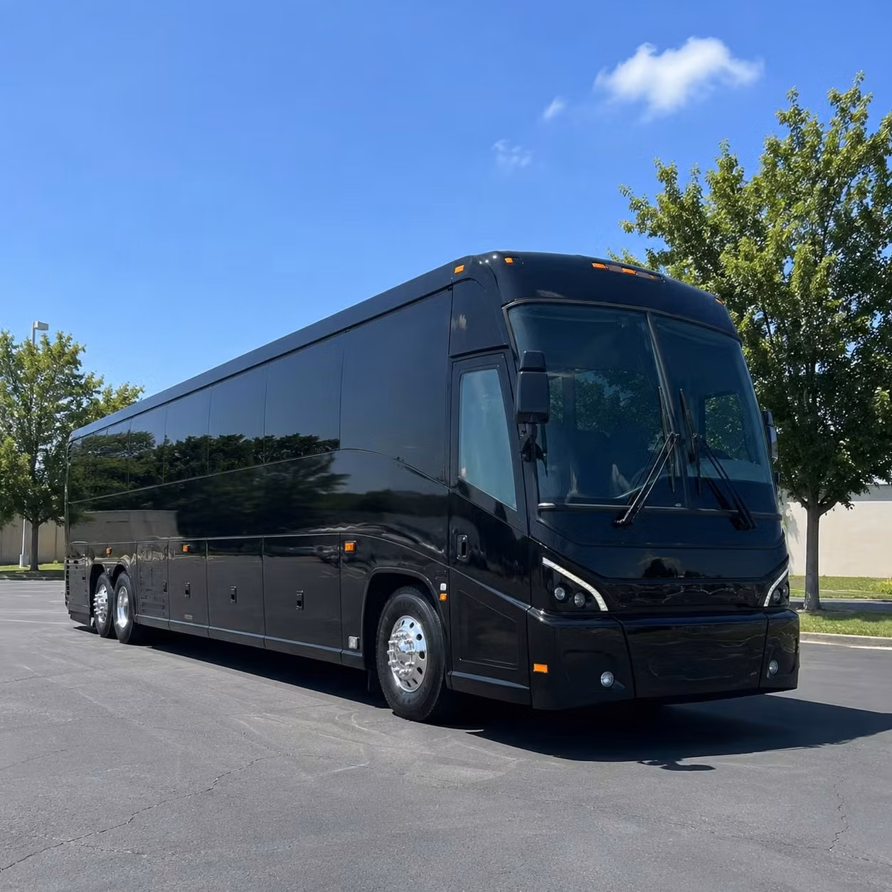 daily commuter shuttle service for hialeah s workforce