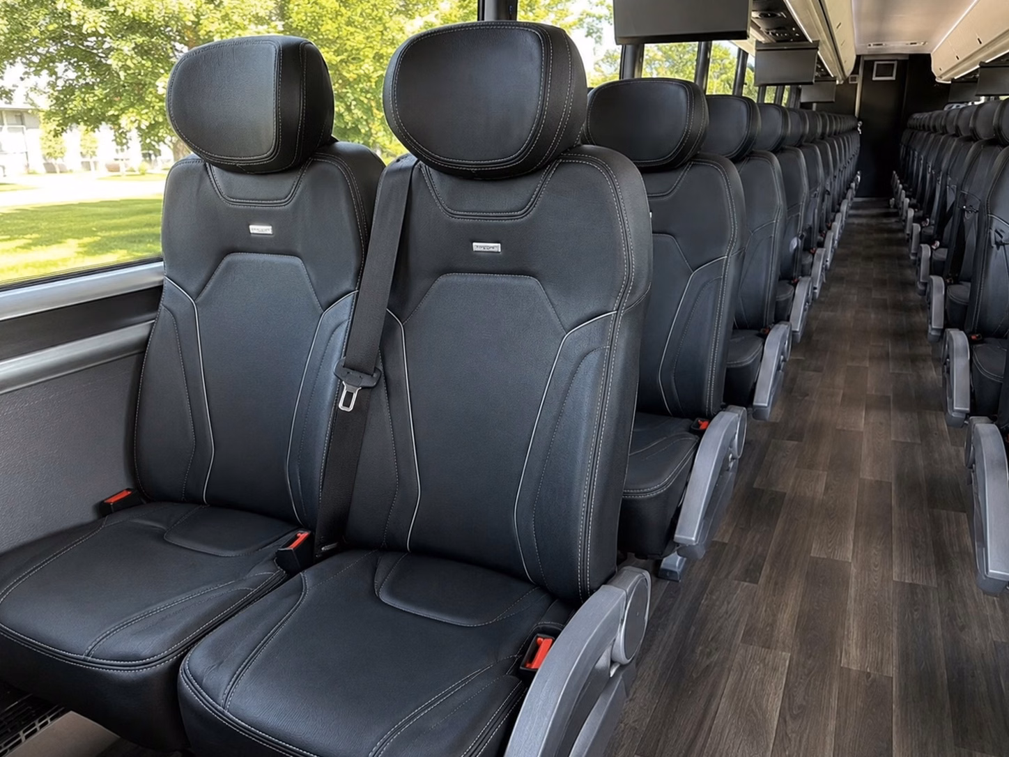 quinceanera and wedding party bus rentals in hialeah florida