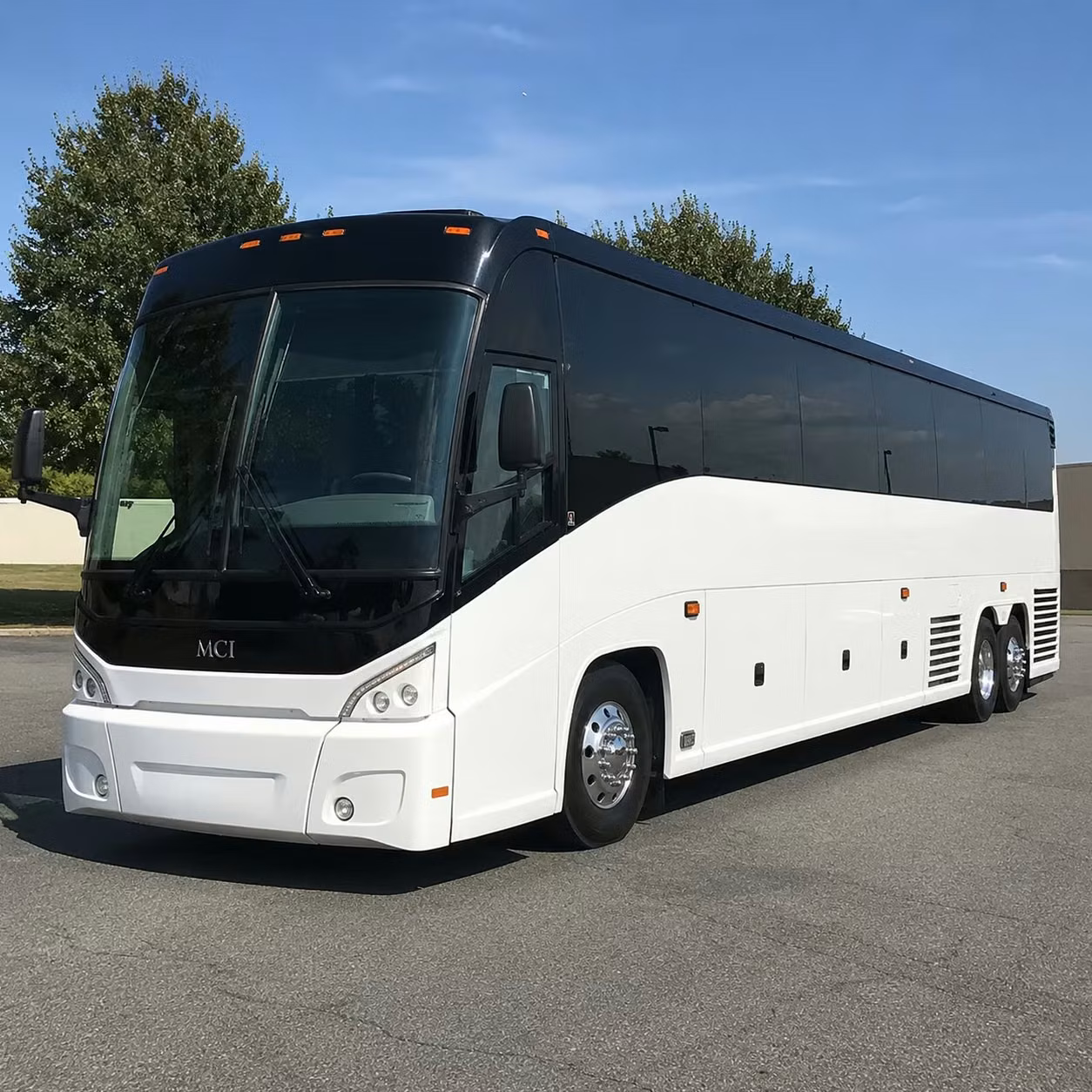 shuttle buses for hialeah city government offices and county facilities