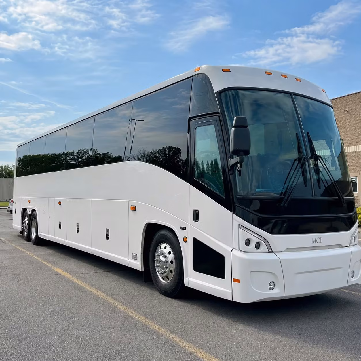 sunday morning shuttle services keep your hialeah congregation moving